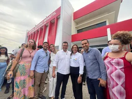 SESAB ENTREGA EQUIPAMENTOS, MEDICAÇÕES E AMBULÂNCIA PARA ATENDER PACIENTES DO HOSPITAL MATERNO INFANTIL E UPA DE JUAZEIRO