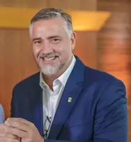 PAULO PIMENTA NÃO DEFINIU SEU FUTURO APÓS DEIXAR SECOM; ENTENDA
