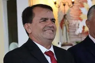 PREFEITO DE BARROCAS SUSPENDE CONVOCAÇÃO DE APROVADOS EM CONCURSO