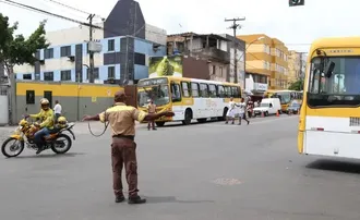 TRÂNSITO É ALTERADO PARA 'PRIMEIRA SEXTA-FEIRA DO BONFIM'