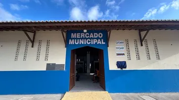 MERCADO MUNICIPAL DE CAÉM É ENTREGUE À POPULAÇÃO REFORMADO E AMPLIADO