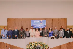 PREFEITA NILZA DA MATA É EMPOSSADA PARA SEGUNDO MANDATO EM SÃO SEBASTIÃO DO PASSÉ