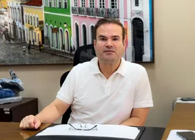 ‘ME COLOCO A PARTIR DE AGORA COMO PRÉ-CANDIDATO A DEPUTADO FEDERAL’, DIZ CACÁ LEÃO