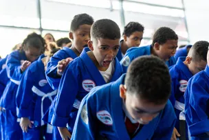 CENTRO DE TREINAMENTO DE CAMPEÕES CELEBRA UM ANO COM HISTÓRIAS DE TRANSFORMAÇÃO E JOVENS ATLETAS PREMIADOS
