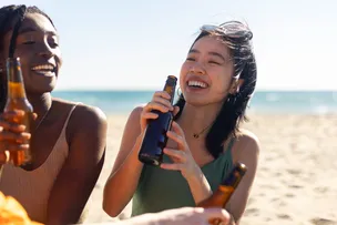 CONHEÇA 5 HÁBITOS QUE PREJUDICAM A VOZ NO VERÃO