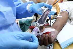 RECUSA DE TRANSFUSÃO DE SANGUE POR MOTIVOS RELIGIOSOS: COMO O MÉDICO DEVE PROCEDER?