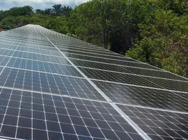 MORADORES DE BUSCA VIDA CELEBRAM OS BONS RESULTADOS PRODUZIDOS PELA USINA DE ENERGIA SOLAR