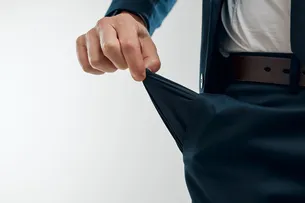 VEJA CINCO DICAS PARA ORGANIZAR O BOLSO EM 2025