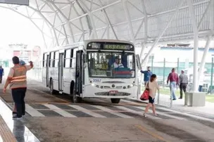 RODOVIÁRIOS METROPOLITANOS ANUNCIAM GREVE POR TEMPO INDETERMINADO