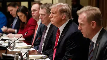 DONALD TRUMP CRITICA BRASIL POR TARIFAS ALFANDEGÁRIAS E PROMETE REAÇÃO