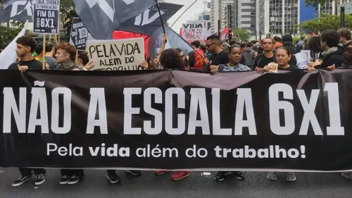 QUAEST MOSTRA QUEDA NO APOIO AO FIM DA ESCALA 6X1 ENTRE LULISTAS E BOLSONARISTAS