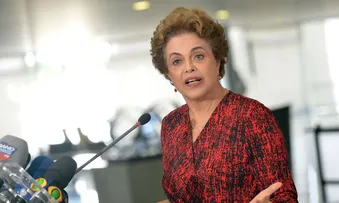 DILMA RECEBE ALTA DO HOSPITAL E RETOMA PRESIDÊNCIA DO BANCO DO BRICS
