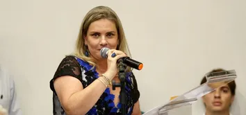 IVANA BASTOS ASSUME PRESIDÊNCIA DA ALBA APÓS AFASTAMENTO DE ADOLFO
