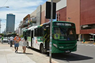 EXPRESSO SALVADOR: ÔNIBUS CLIMATIZADOS LEVARÃO CERCA DE 150 MIL FOLIÕES ATÉ OS CIRCUITOS DO CARNAVAL