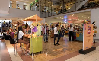 EXPO CARNAVAL MOVIMENTA RENDA DE ARTES NO SHOPPING CENTER LAPA