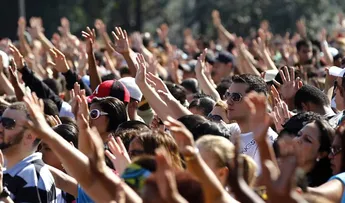 EVANGÉLICOS SERÃO 35,8% DA POPULAÇÃO EM 2026, PROJETA ESTUDO