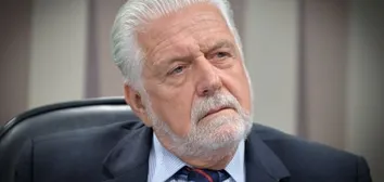 JUSTIÇA FEDERAL HOMOLOGA ARQUIVAMENTO DE INQUÉRITO CONTRA JAQUES WAGNER