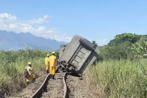 CALOR DE 71°C NOS TRILHOS PROVOCA TOMBAMENTO DE TREM