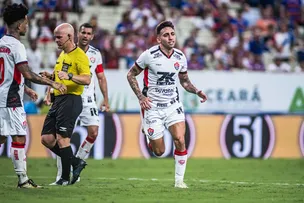 VITÓRIA VENCE O FORTALEZA E MANTÉM LIDERANÇA NO GRUPO A