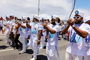 LAVAGEM DE ITAPUÃ CONTA COM APOIO DO GOVERNO DO ESTADO