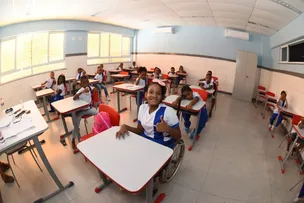 O PREFEITO DE SALVADOR PROMETE 100% DAS ESCOLAS DE SALVADOR CLIMATIZADAS AINDA ESTE ANO