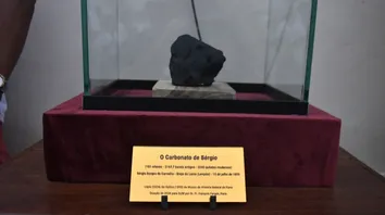 RÉPLICA DO MAIOR DIAMANTE DO MUNDO CHEGA EM LENÇÓIS