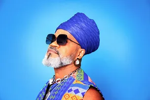 DOMINGO TEM A 4ª EDIÇÃO DO AXÉ 40 COM CARLINHOS BROWN NO CANDYALL GUETHO SQUARE