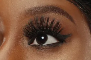 CARNAVAL: DESCUBRA QUAIS PRODUTOS E ACESSÓRIOS PODEM SER VILÕES PARA OS OLHOS