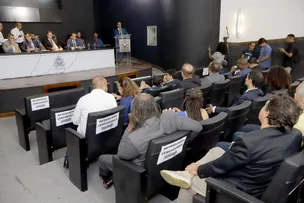 CARLOS MUNIZ TOMA MEDIDAS NECESSÁRIAS PARA A RECUPERAÇÃO DA CÂMARA DE SALVADOR