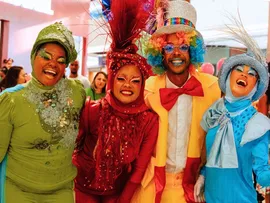 BAILINHO INFANTIL COM CAIXA MÁGICA ANIMA O CARNAVAL DO PARQUE SHOPPING BAHIA