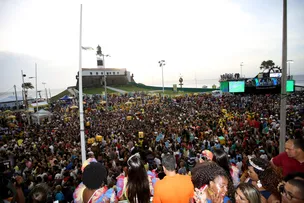 ALIMENTAÇÃO E HIDRATAÇÃO GARANTEM SAÚDE DO FOLIÃO NO CARNAVAL