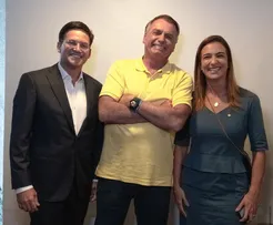 DEPUTADA LAMENTA A INSISTÊNCIA EM TENTAREM LHE INDISPOR COM O BOLSONARISMO