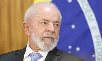 APÓS DESABAMENTO DE IGREJA EM SALVADOR, LULA CRITICA FALTA DE PLANEJAMENTO ORÇAMENTÁRIO
