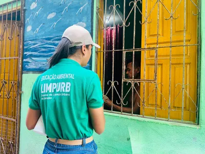 LIMPURB REALIZA AÇÕES EDUCATIVAS NO IMBUÍ E NO CABULA SOBRE DESCARTE ADEQUADO DE RESÍDUOS DOMICILIARES