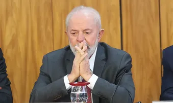 MERCADO FINANCEIRO ESPERA RECESSÃO NA ECONOMIA BRASILEIRA, DIZ PESQUISA