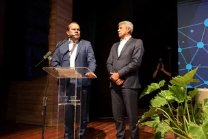 EM FEIRA DE SANTANA, GOVERNADOR JERÔNIMO RODRIGUES PARTICIPA DO ENCERRAMENTO DE CONGRESSO PARA VAREJISTAS