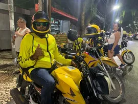 MOTOTAXISTAS LAMENTAM BAIXA PROCURA PELO SERVIÇO NO CARNAVAL