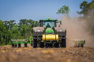 AGROINDÚSTRIA FECHA 2024 COM EXPANSÃO DE 2,0%, MAS HÁ PREOCUPAÇÕES PARA 2025