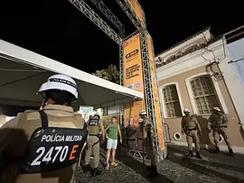 TRÊS HOMENS SÃO CAPTURADOS COM AUXÍLIO DO RECONHECIMENTO FACIAL NA SEGUNDA DE CARNAVAL DE SALVADOR