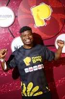 EDILSON CAPETINHA CURTE ÚLTIMA NOITE DE CARNAVAL E FALA DO SUCESSO DA SUA PARCERIA EM BLOCO COM RONALDINHO GAÚCHO