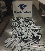 RECEITA FEDERAL APREENDE 100 CANETAS DE MOUNJARO NO AEROPORTO DE SALVADOR VINDO DA FRANÇA