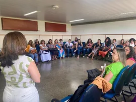 EDUCADORAS FAZEM FORMAÇÃO DE PROJETO PARA PREVENÇÃO DA VIOLÊNCIA DE GÊNERO EM 300 ESCOLAS NA BAHIA