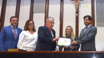 PRESIDENTE DA CNA, JOÃO MARTINS RECEBE COMENDA 2 DE JULHO NA ALBA EM RECONHECIMENTO AO SEU LEGADO NO AGRONEGÓCIO