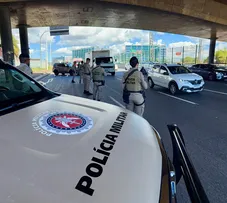 40ª FORÇA TOTAL DA POLÍCIA MILITAR RETIRA 18 ARMAS DE CIRCULAÇÃO EM TODA BAHIA