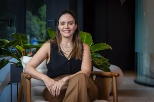 COM OPORTUNIDADES DE CRESCIMENTO E INDEPENDÊNCIA, MULHERES APOSTAM EM CARREIRA NO MERCADO FINANCEIRO