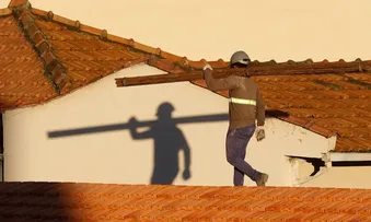 BRASIL CRIOU QUASE 432 MIL EMPREGOS FORMAIS EM FEVEREIRO