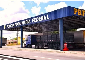 PESQUISA MOSTRA ALTA DE MAIS DE 80% NO NÚMERO DE MOTORISTAS FLAGRADOS DIRIGINDO SEM DESCANSO OBRIGATÓRIO NA BAHIA