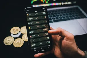 VAREJO REGISTRA QUEDA DE 0,9% EM FEVEREIRO, APONTA STONE