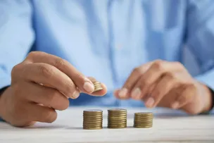SELIC A 14,25%: QUANTO RENDEM AGORA R$ 10 MIL EM CDB, TESOURO DIRETO, LCA E POUPANÇA?