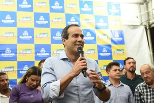 PREFEITURA ENTREGA PRAÇAS, CASAS REFORMADAS PE CAMPO COM GRAMA SINTÉTICA EM SÃO JOÃO DO CABRITO